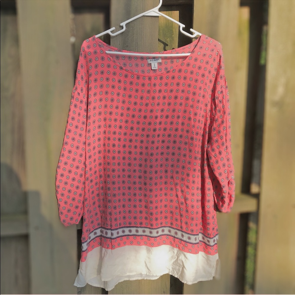 Old Navy Light Top